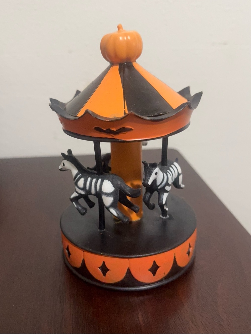 halloween light up carousel decor